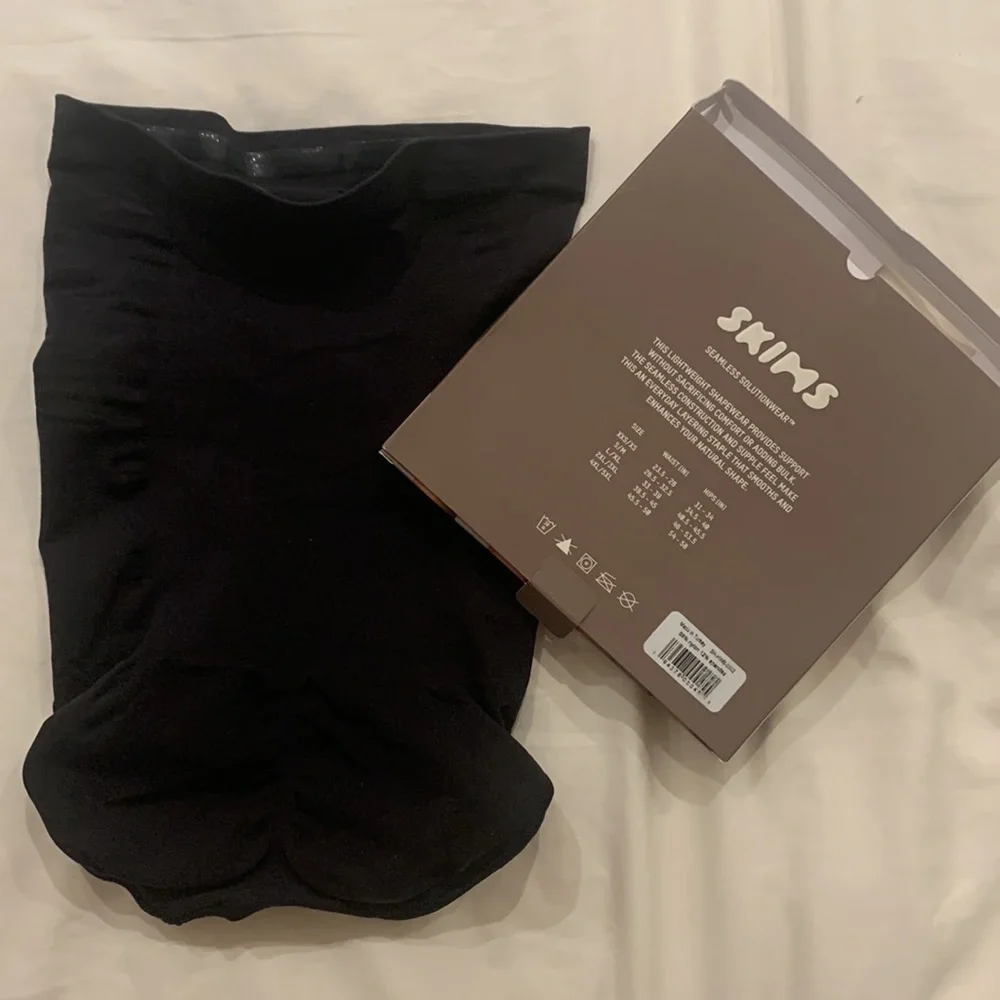 SKIMS Sculpting High Waist Brief - Picture 2 of 2